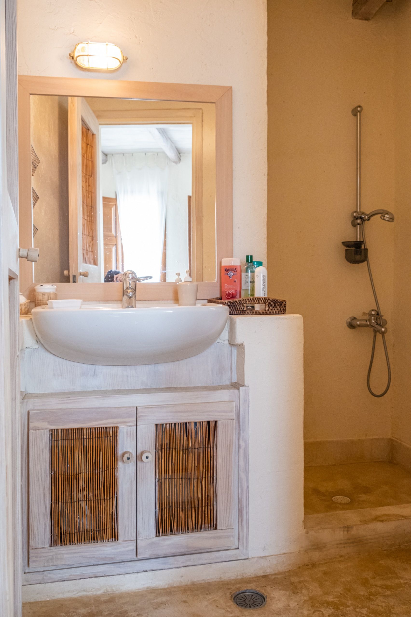 En-suite master bathroom with shower and WC